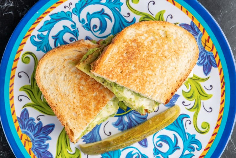 Avocado & Mozzarella